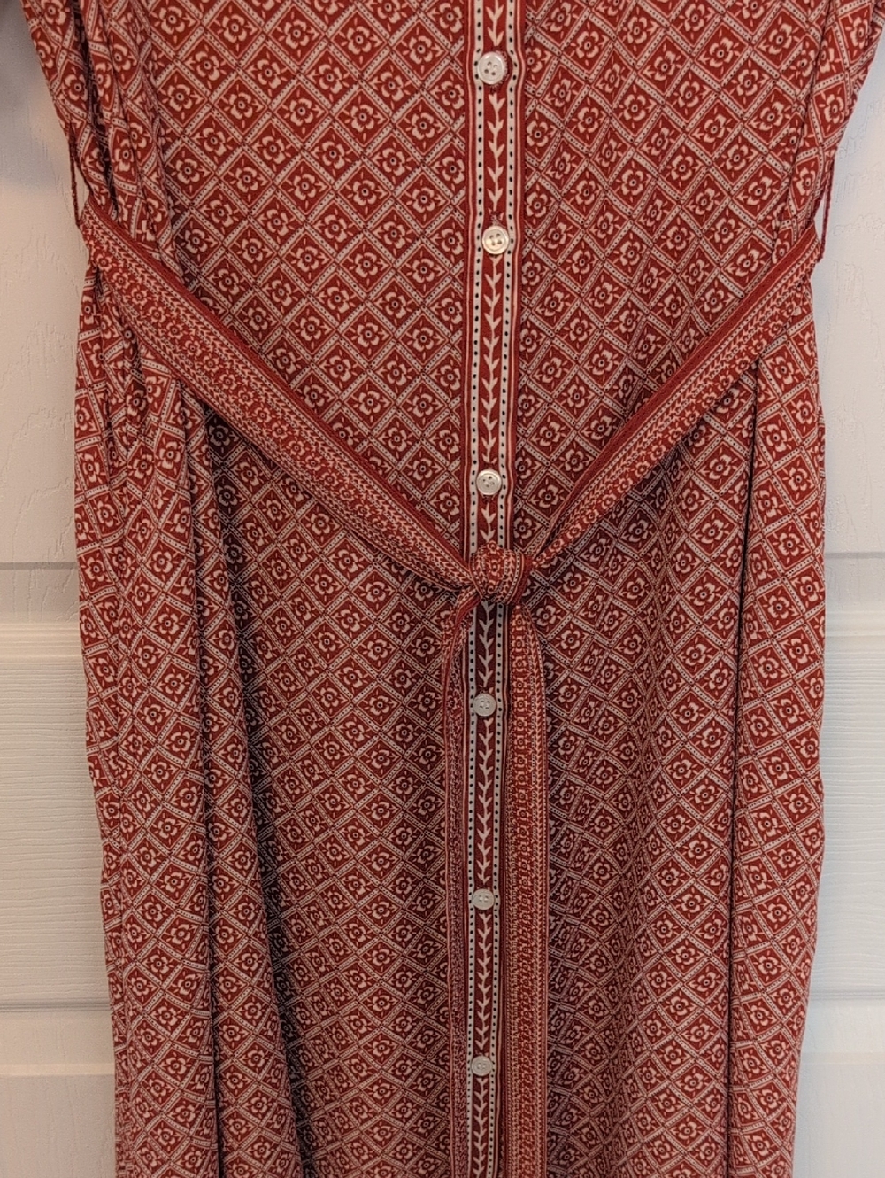 Max Studio Rust-Red Geometric Button-Front Midi Dress - Picture 5 of 9